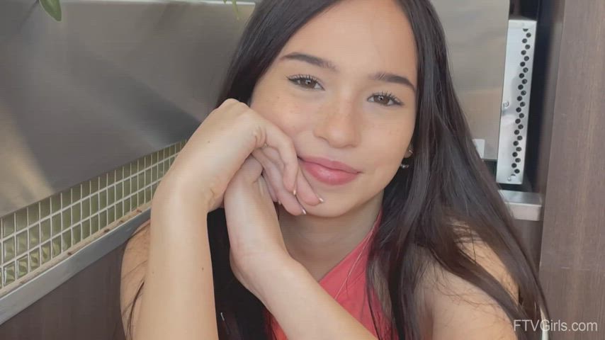 18-year-old Dakota gets naked in her debut scene - free porn video