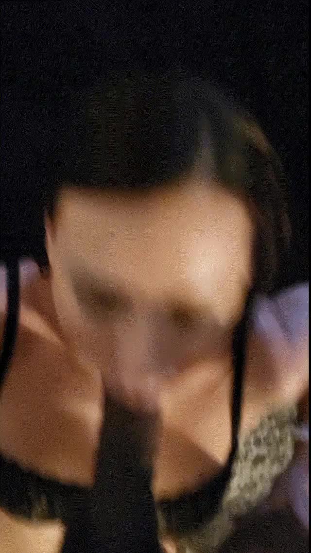 Here I suck and swallow like a good little girl - free porn video