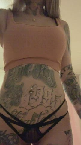 wheres the shake ? the shake ? i shake my booty lol - free porn video