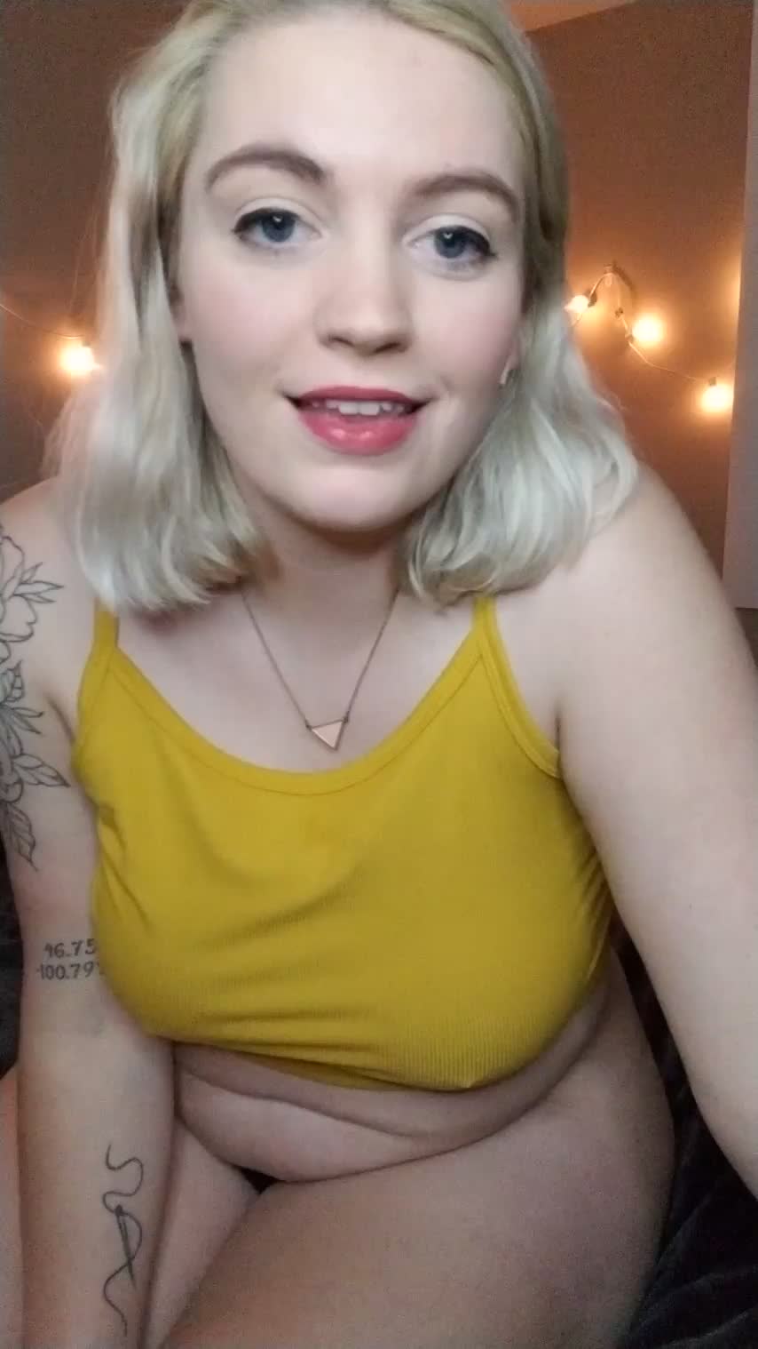 I hope you like goofy girls with big boobies - free porn video
