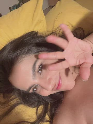 Do you think my face matches my pussy or is it a surprise to you? 🙈 - free porn video