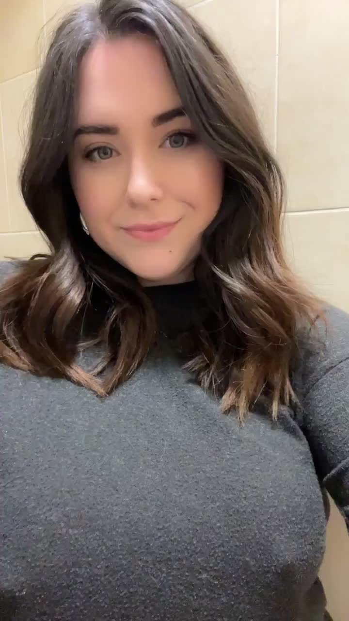 Wish we worked together so you could breed me in this bathroom stall - free porn video