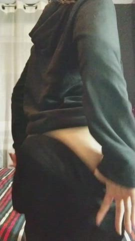 this juicy peach needs to be spanked - free porn video