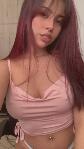 If I take off my shirt will you suck me? - free porn video