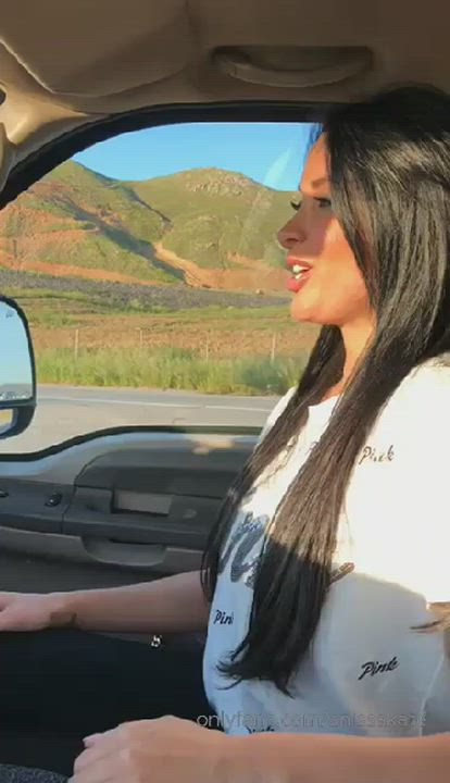 She know what is to do ;-) - free porn video