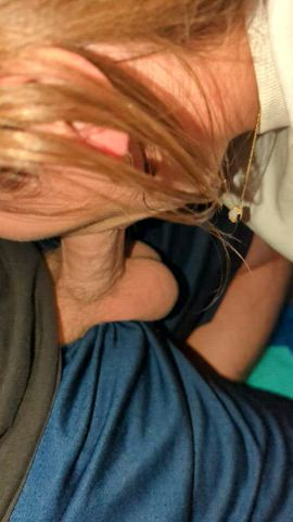 His dick feels so good in my mouth - free porn video
