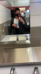 Entertaining myself between flights 😁 - free porn video