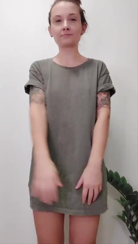 Just before going to bed - free porn video