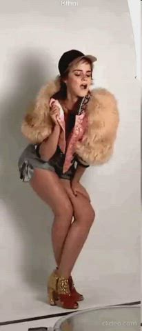 Younger and dumber Emma Watson. - free porn video