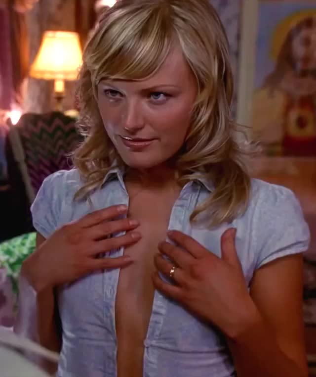Malin Åkerman in 'Harold and Kumar go to White Castle' - free porn video