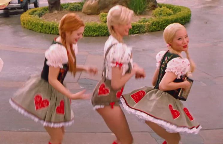 Drew Barrymore, Cameron Diaz & Lucy Liu [Charlie's Angels] - free porn video