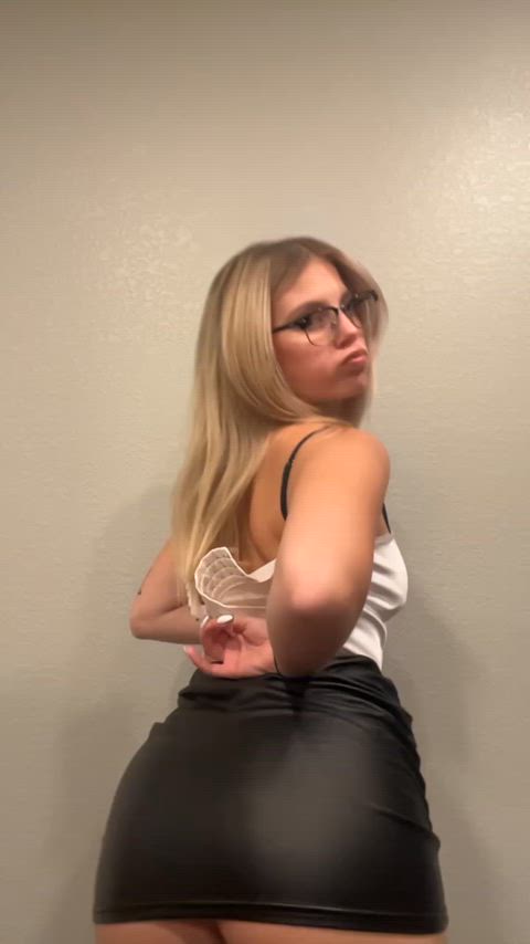 my kink? sending nudies to old men - free porn video