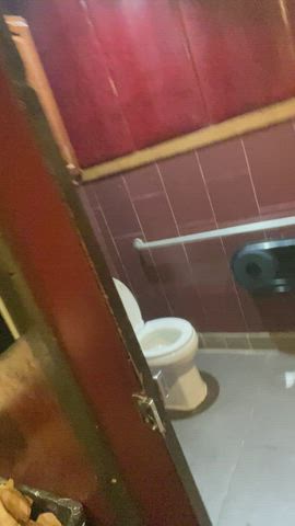 Cum join me in the bar bathroom! - free porn video