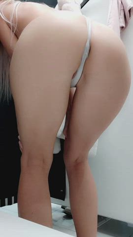 Me changing in the dressing room - free porn video