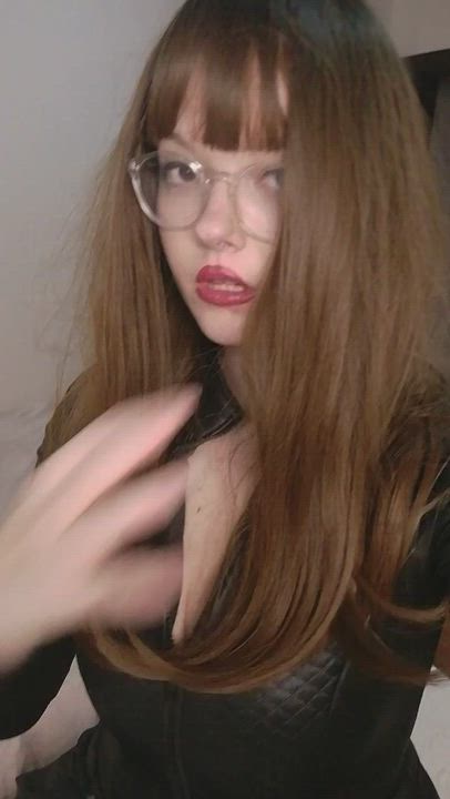 If you want to masturbate right now, here is my naughty body - free porn video