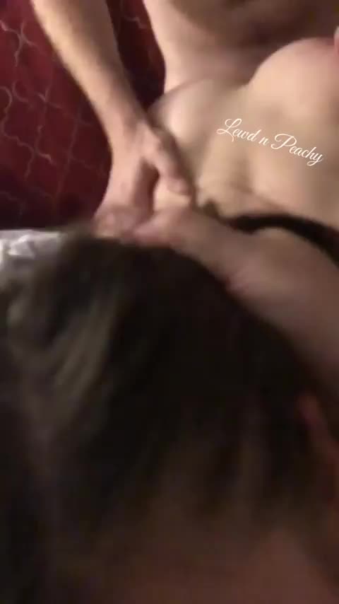 See my little waist? (SOUND ON! 🎤🚨🔊) - free porn video