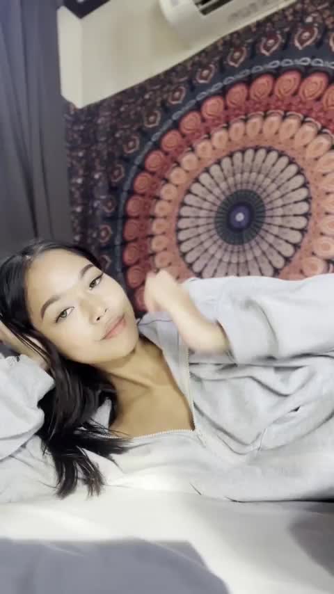 id be so mad if you pulled out my tight teen pussy - free porn video