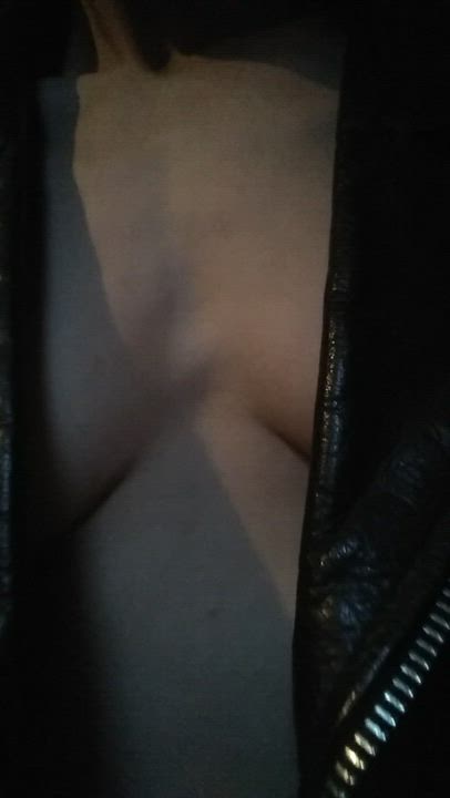 I'm just a pale girl in leather jacket ;) - free porn video