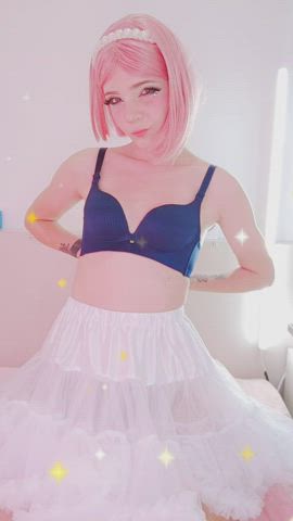 Very vulgar mood, I will lift your penis with the power of thought. I am a very strong magician, can you feel my magic? - free porn video