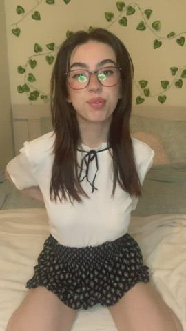Hi to the 327 horny guys who are online right now - free porn video