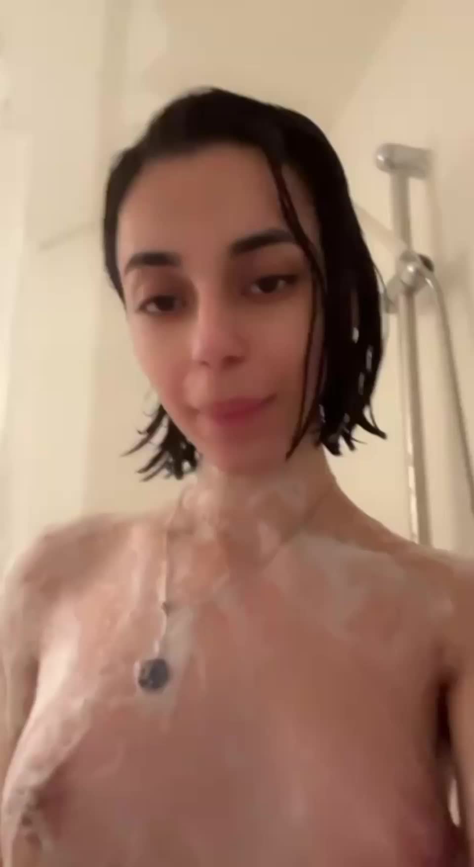 Do you want to help me wash my body? - free porn video