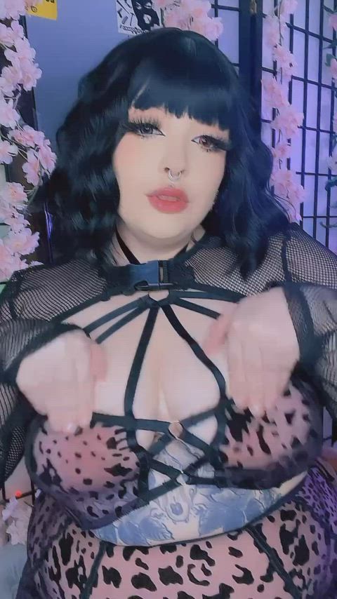 Do as your told and stroke for Pomma - free porn video