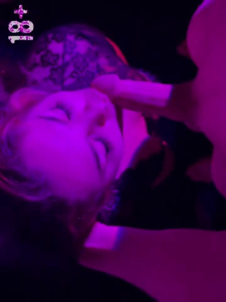 Amazing wife blowjob🤤 there is a longer version of the video for anyone interested - free porn video
