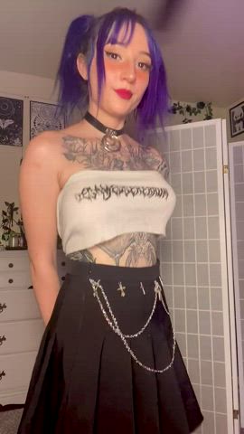 Let’s see who wins - my shirt or tits - free porn video