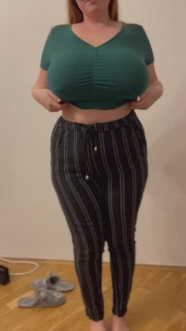 They say redheads have the best titties, let me show you why - free porn video