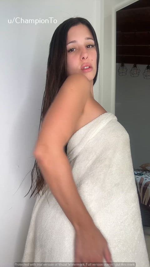 I'm waiting for you in the shower, let's get naughty together - free porn video