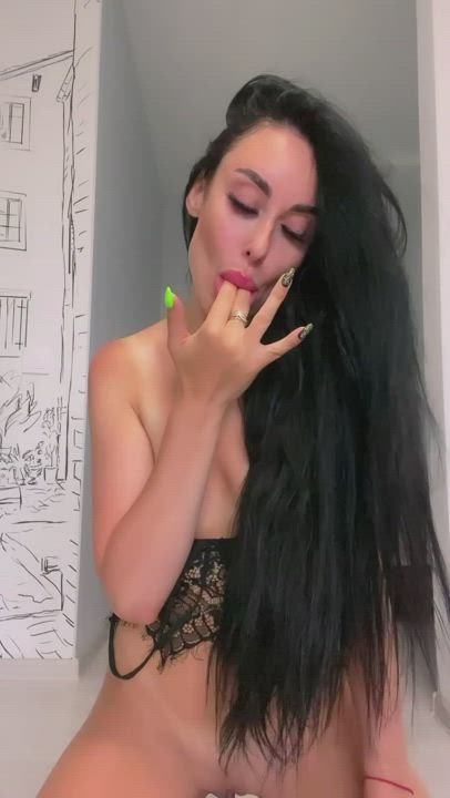 Arrows up if you wanna see my orgasm video - free porn video