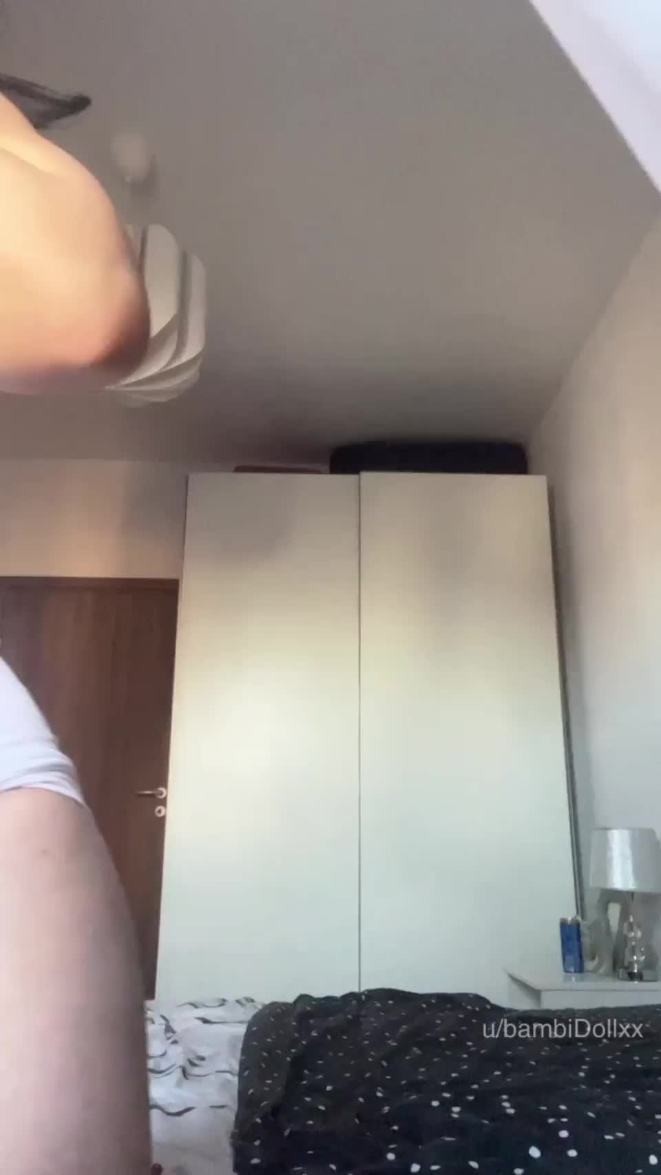 Showing off is one of my favorite things to do at work - free porn video