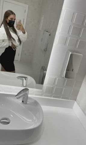 What bathroom mirrors are really for - free porn video