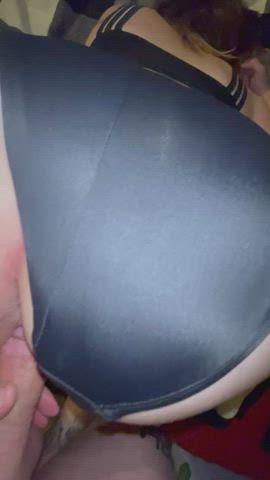 Her big ass and TIGHT pussy gripping from the back 😋[m][f] - free porn video