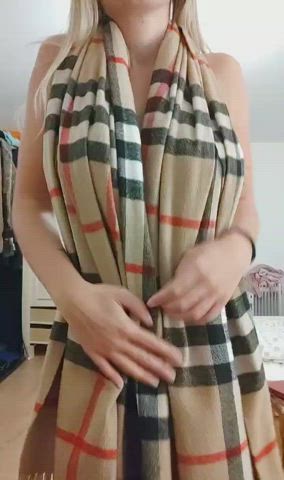 I give the best tit jobs...anybody want one? 🇸🇪😈 - free porn video