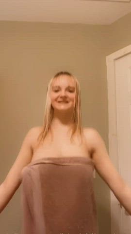 Hot teen with natural body fucked🍑🍈💯💦 - free porn video