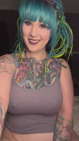 Are you playing with my tits first or just going straight between my legs - free porn video