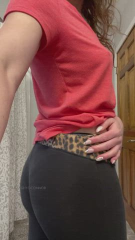 Tiny and athletic enough to go for a long time, but enough jiggle to watch me bounce that ass - free porn video