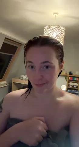 You look like you could use titties today [OC] - free porn video