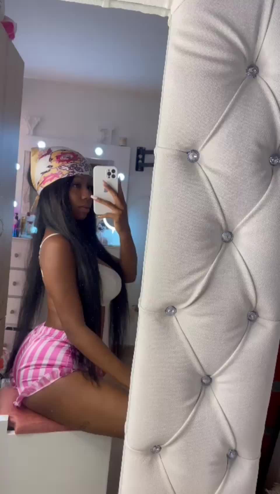 describe my 18y/o tits with one emoji! - free porn video