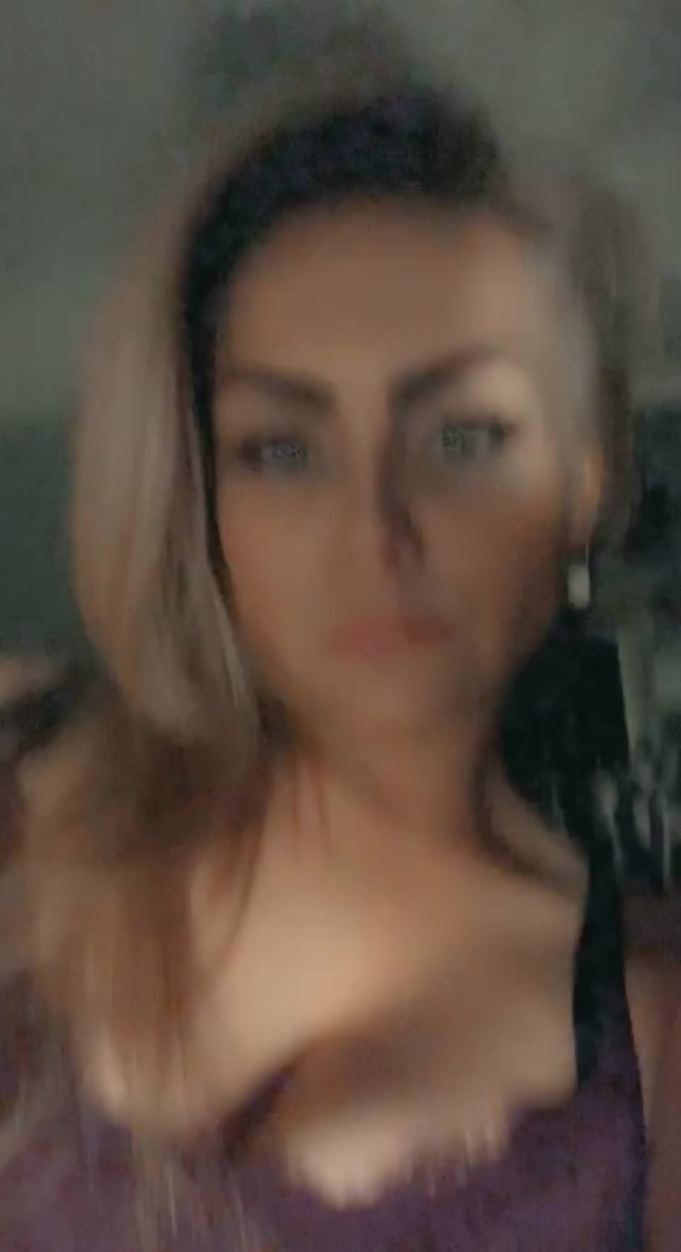 Do you want me babe? I’m ready for you. - free porn video