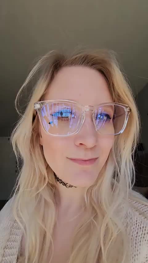 Would you tittyfuck a 5'1 anime nerd? - free porn video