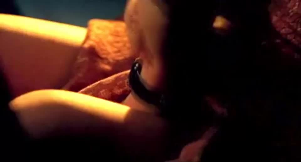 Fingering Scarlett Johansson - free porn video