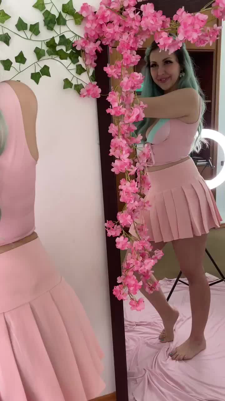 how bad do you wanna be under my skirt? - free porn video