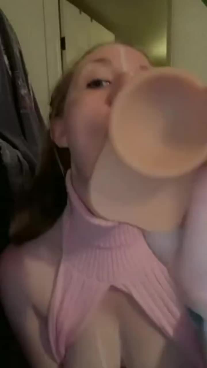 Covered in a load and still recording content! Redheads do it the best! - free porn video