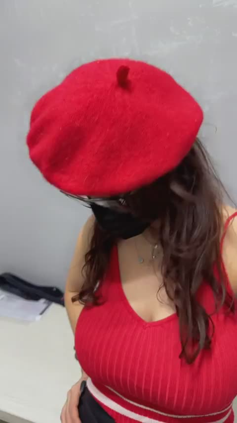 Giving you the come hither look - free porn video