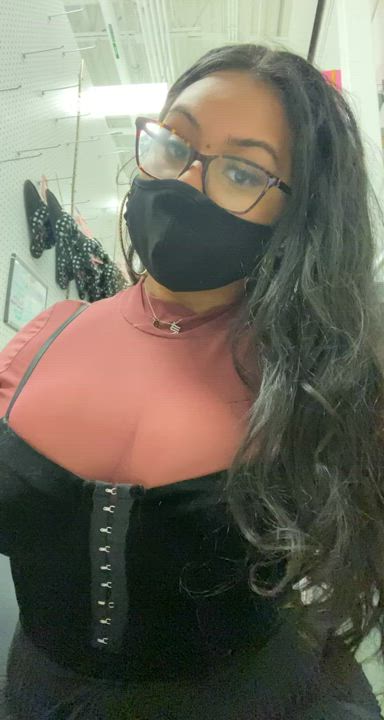 Bored at work 😅 - free porn video