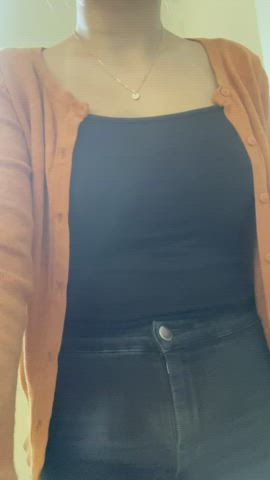 Pulling my Asian Tits out in the Staff Room! It’s only a matter of time until a School Pupil catches me! - free porn video