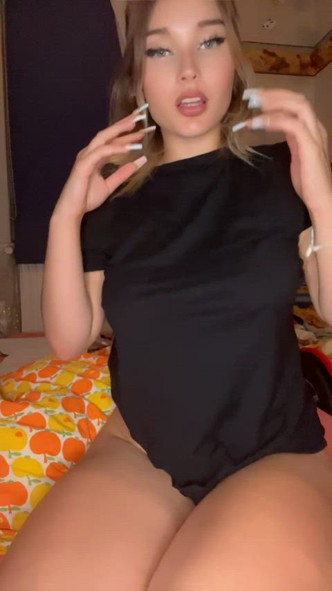 wanna jerk off to my nudes if I send u some ? - free porn video