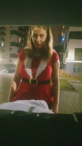 This Christmas I was Mrs. Santa Claus, a special one with big boobs. heh - free porn video